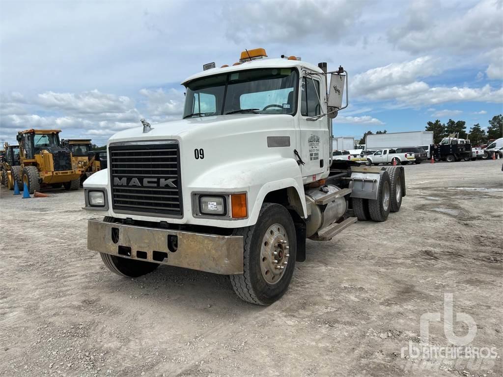 Mack CH613 Tahače