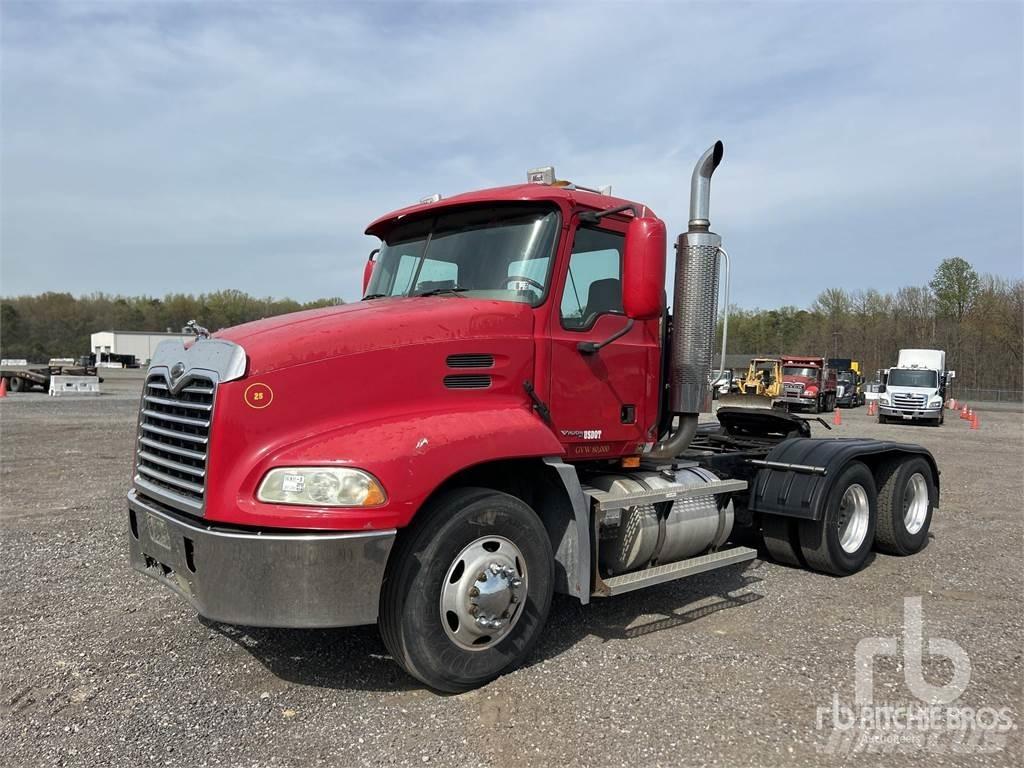 Mack CX613 Tahače