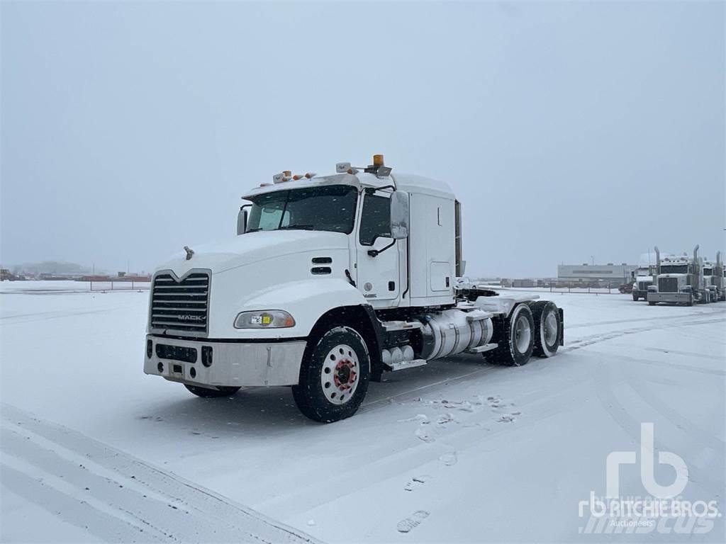 Mack CXU613 Tahače
