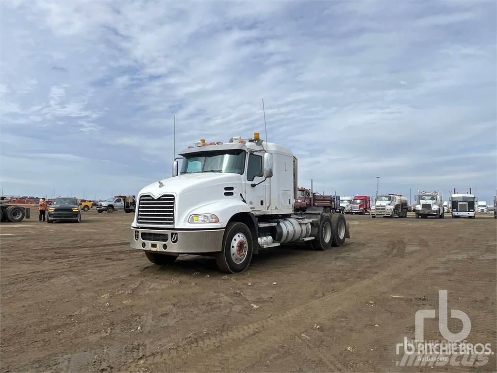 Mack CXU613 Tahače