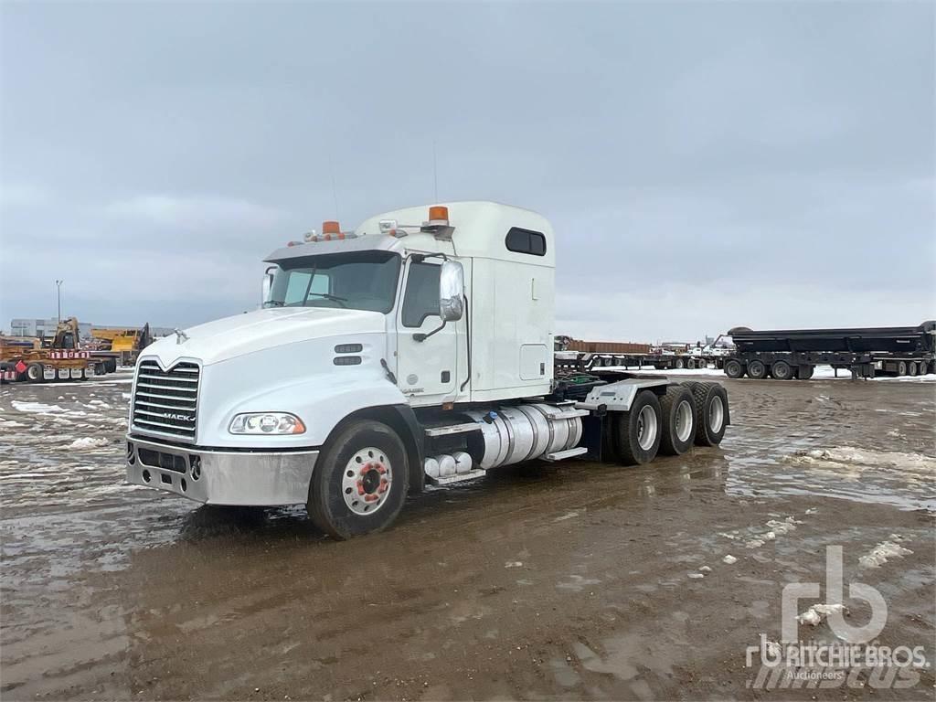 Mack CXU614 Tahače