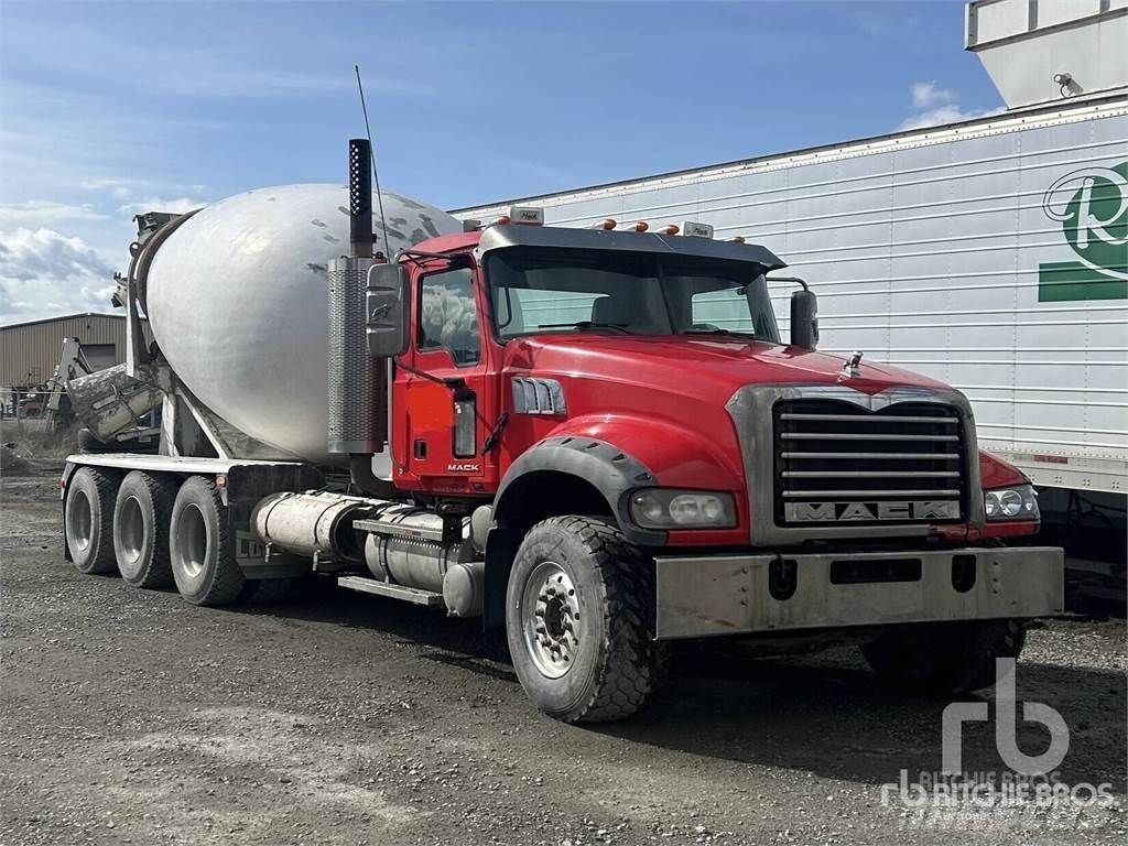 Mack GU713 Domíchávače betonu