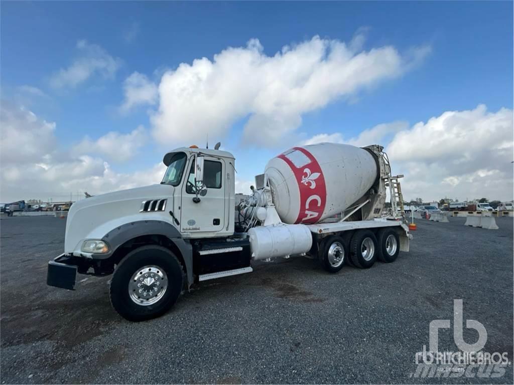 Mack GU813 Domíchávače betonu