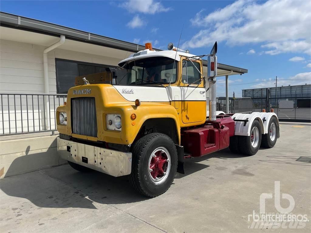Mack R685RS Tahače