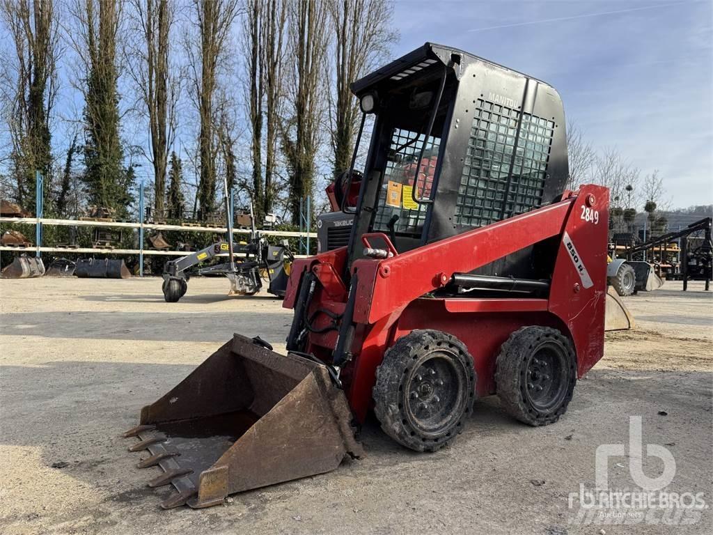Manitou 850RF Smykem řízené nakladače