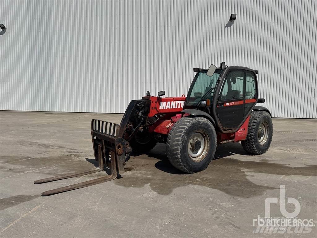 Manitou MT732 Teleskopické manipulátory
