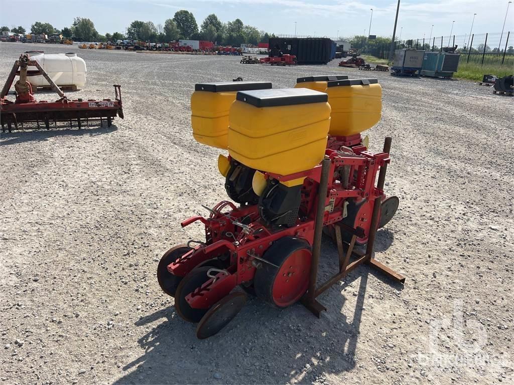 MaterMacc 8230 Sázecí stroje