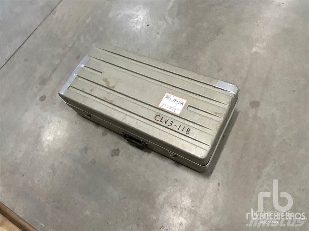  METROTECH 810DX Pokladače potrubí