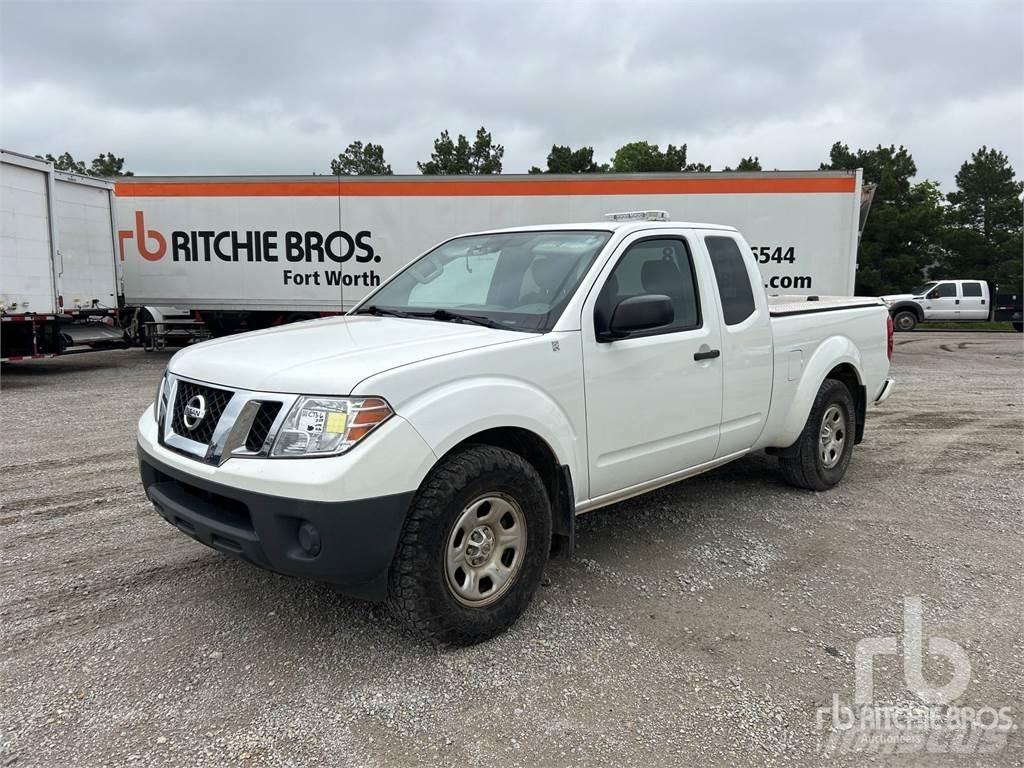 Nissan FRONTIER Pick up/Valník