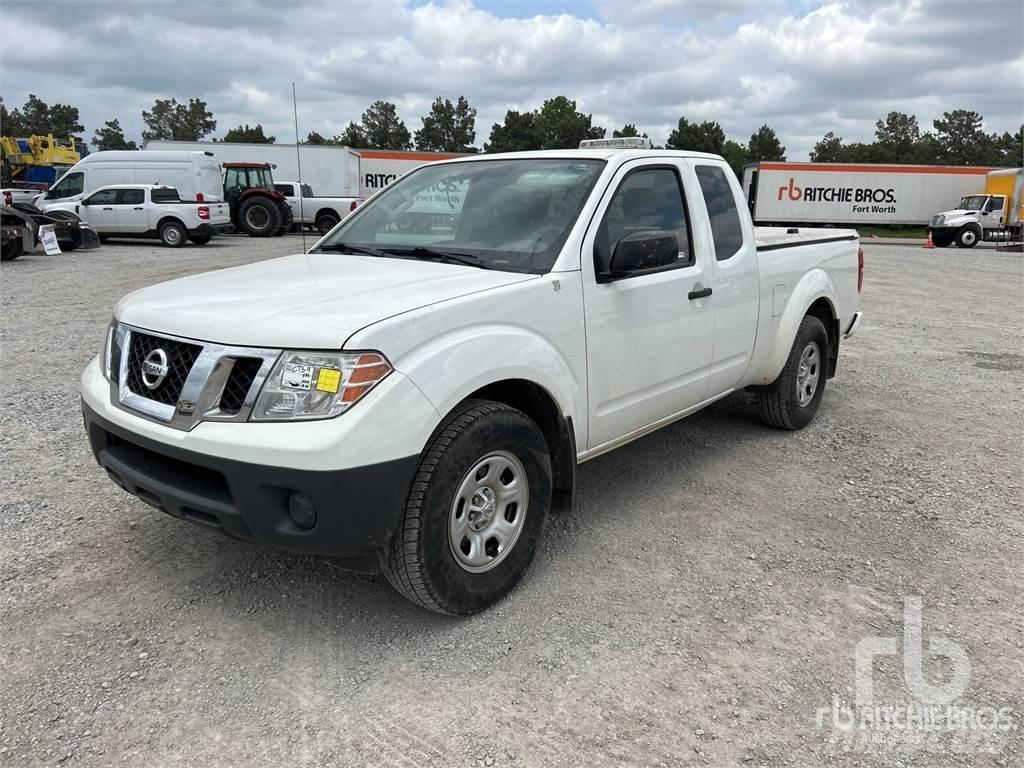 Nissan FRONTIER Pick up/Valník