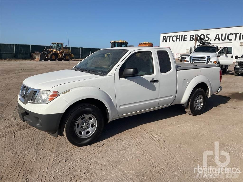 Nissan FRONTIER Pick up/Valník