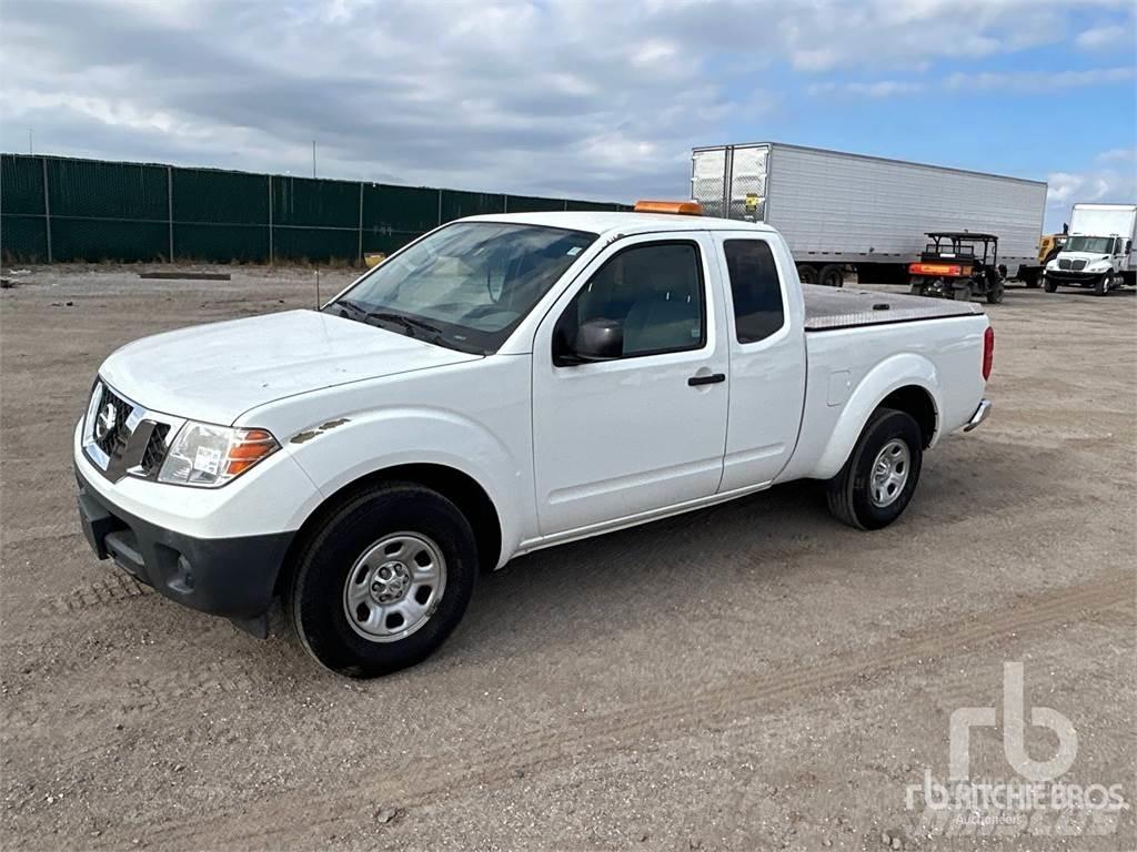 Nissan FRONTIER Pick up/Valník
