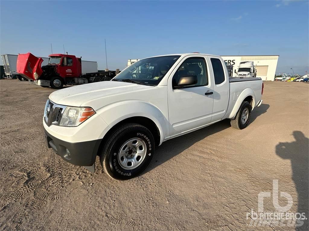 Nissan FRONTIER Pick up/Valník