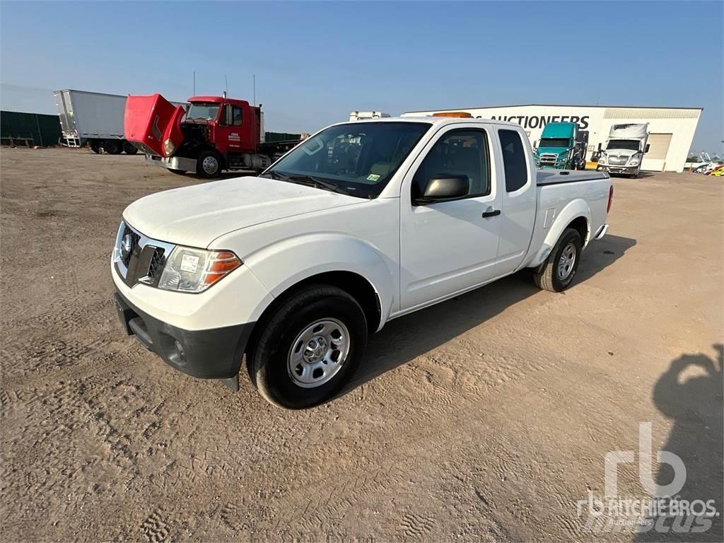 Nissan FRONTIER Pick up/Valník