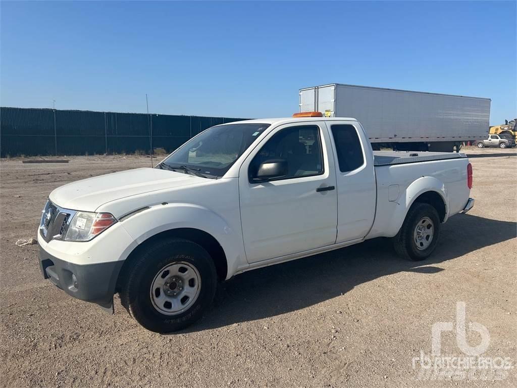 Nissan FRONTIER Pick up/Valník