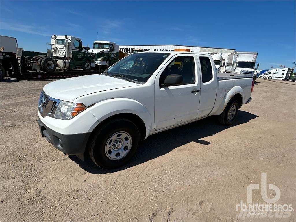 Nissan FRONTIER Pick up/Valník