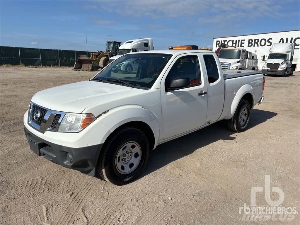 Nissan FRONTIER Pick up/Valník