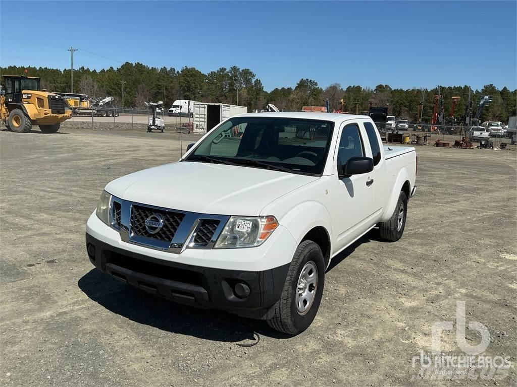 Nissan FRONTIER Pick up/Valník