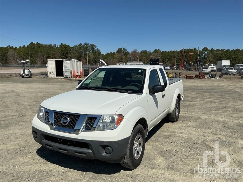 Nissan FRONTIER Pick up/Valník