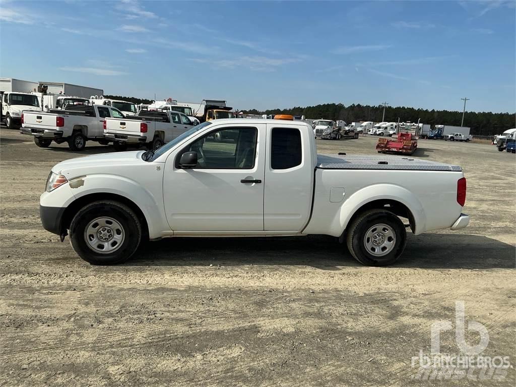 Nissan FRONTIER Pick up/Valník
