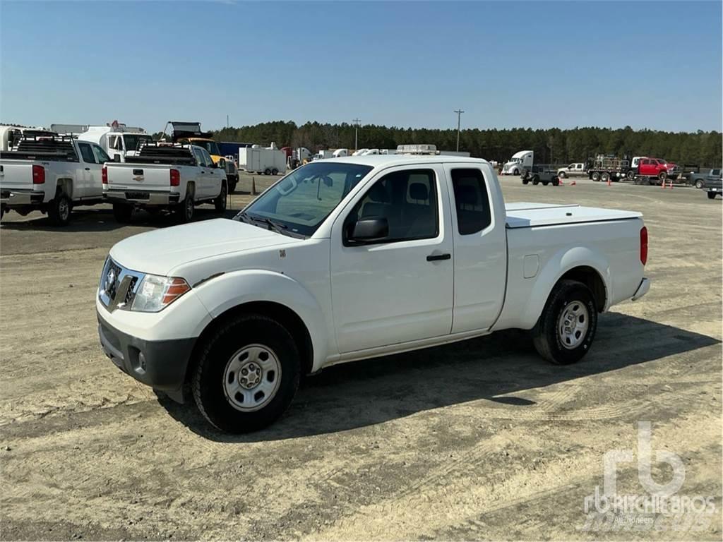 Nissan FRONTIER Pick up/Valník