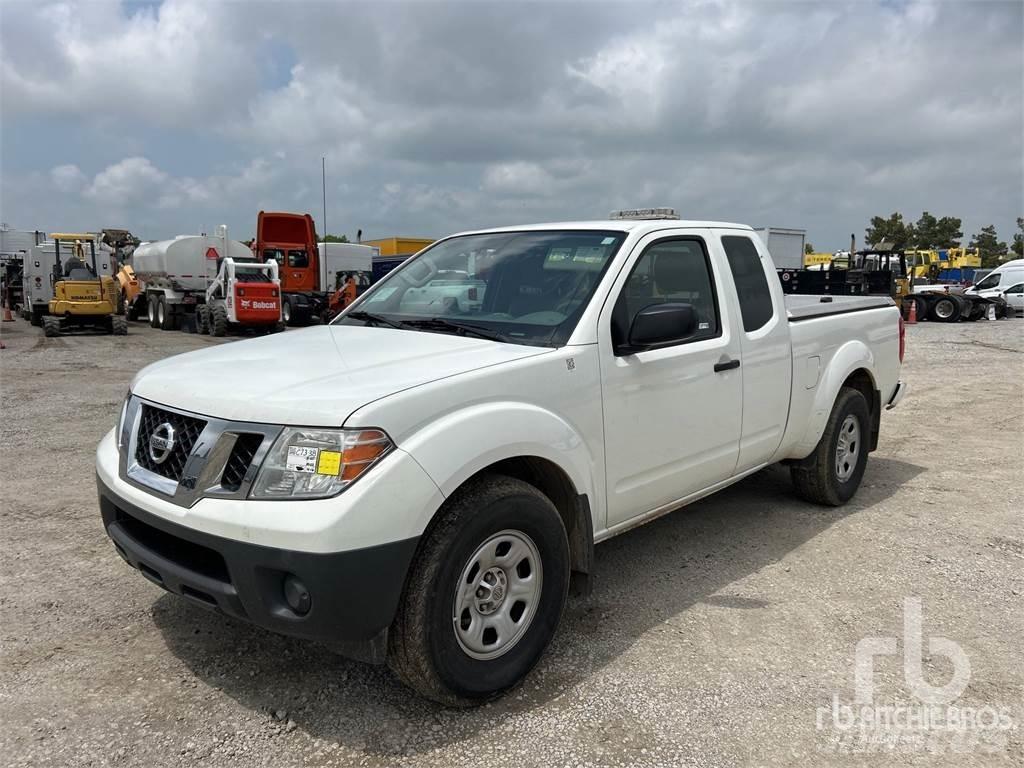 Nissan FRONTIER Pick up/Valník