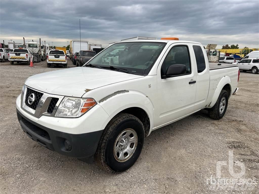 Nissan FRONTIER Pick up/Valník