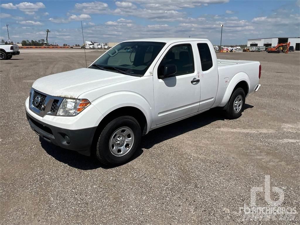Nissan FRONTIER Pick up/Valník