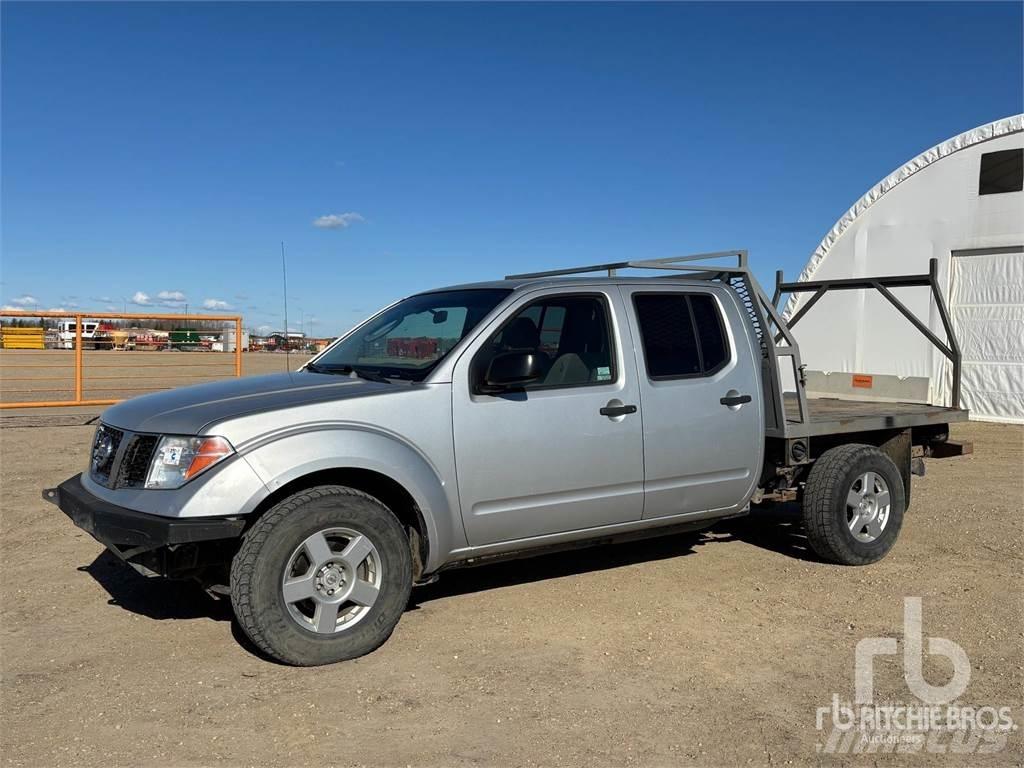 Nissan FRONTIER Valníky/Sklápěcí bočnice
