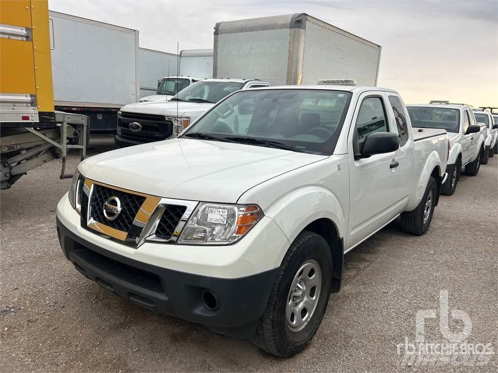 Nissan FRONTIER Pick up/Valník
