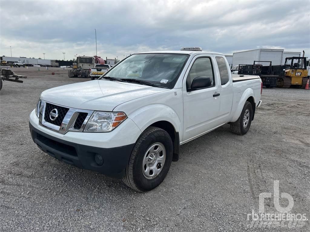 Nissan FRONTIER Pick up/Valník