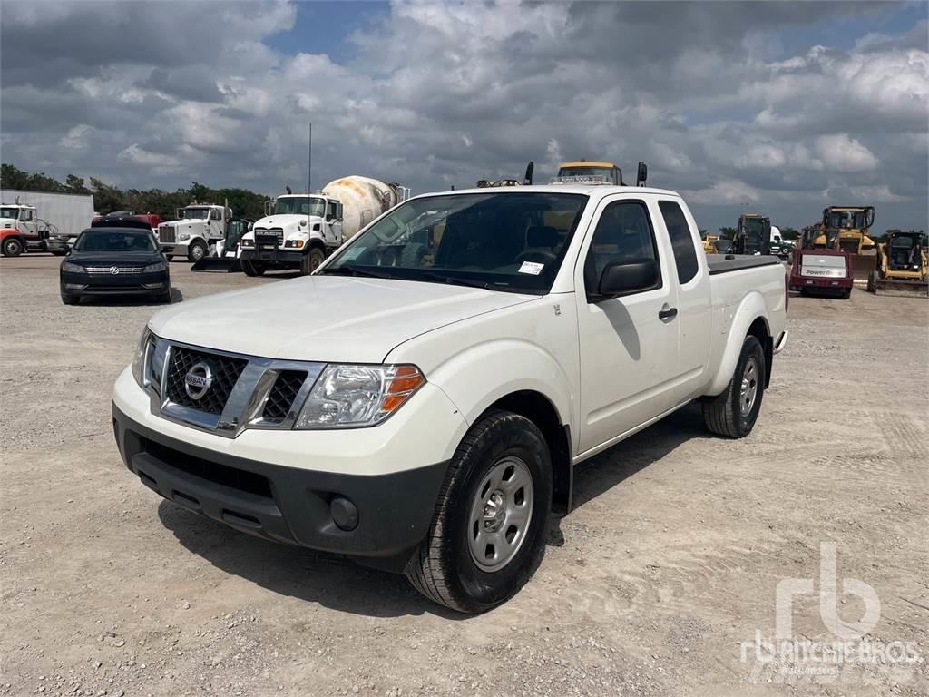 Nissan FRONTIER Pick up/Valník