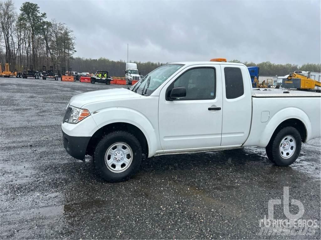 Nissan FRONTIER Pick up/Valník