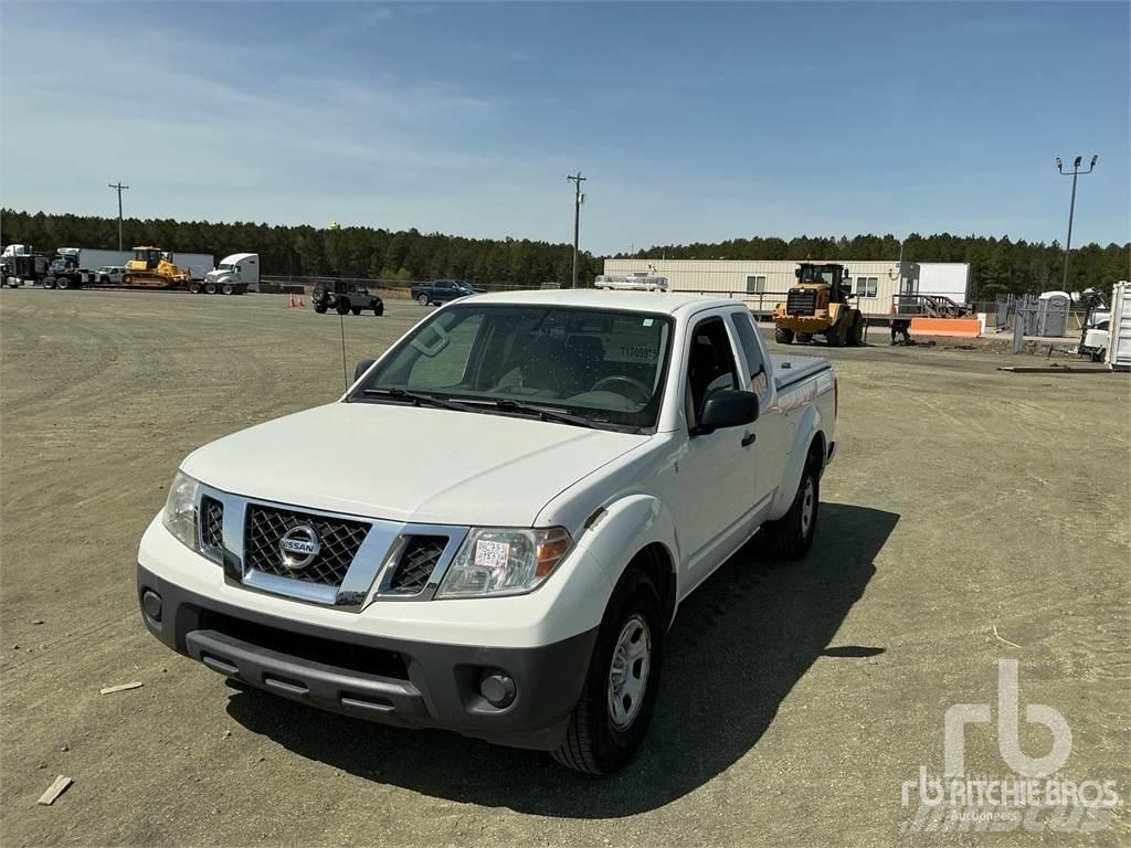 Nissan FRONTIER Pick up/Valník