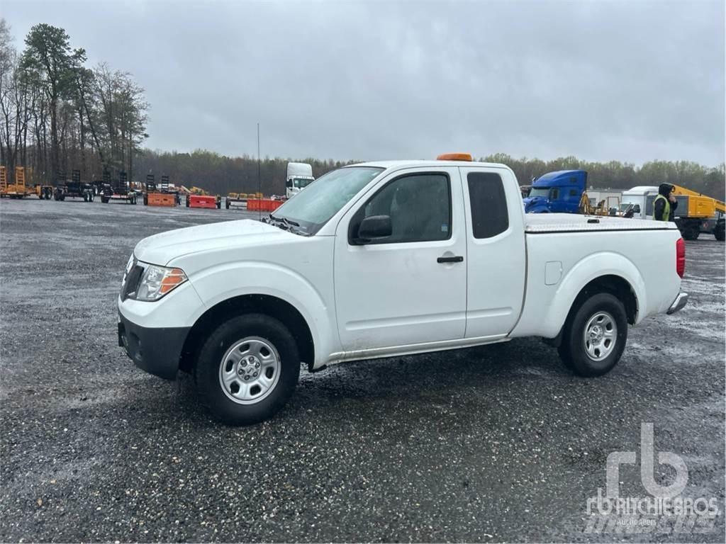 Nissan FRONTIER Pick up/Valník