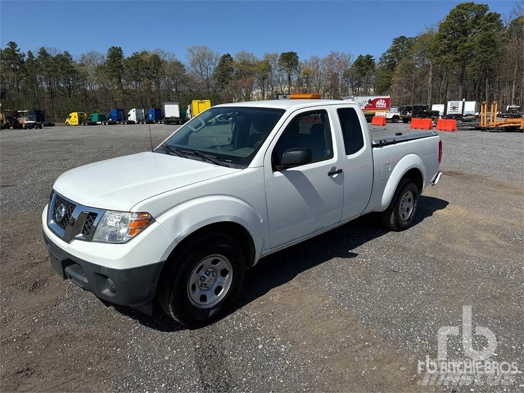 Nissan FRONTIER Pick up/Valník