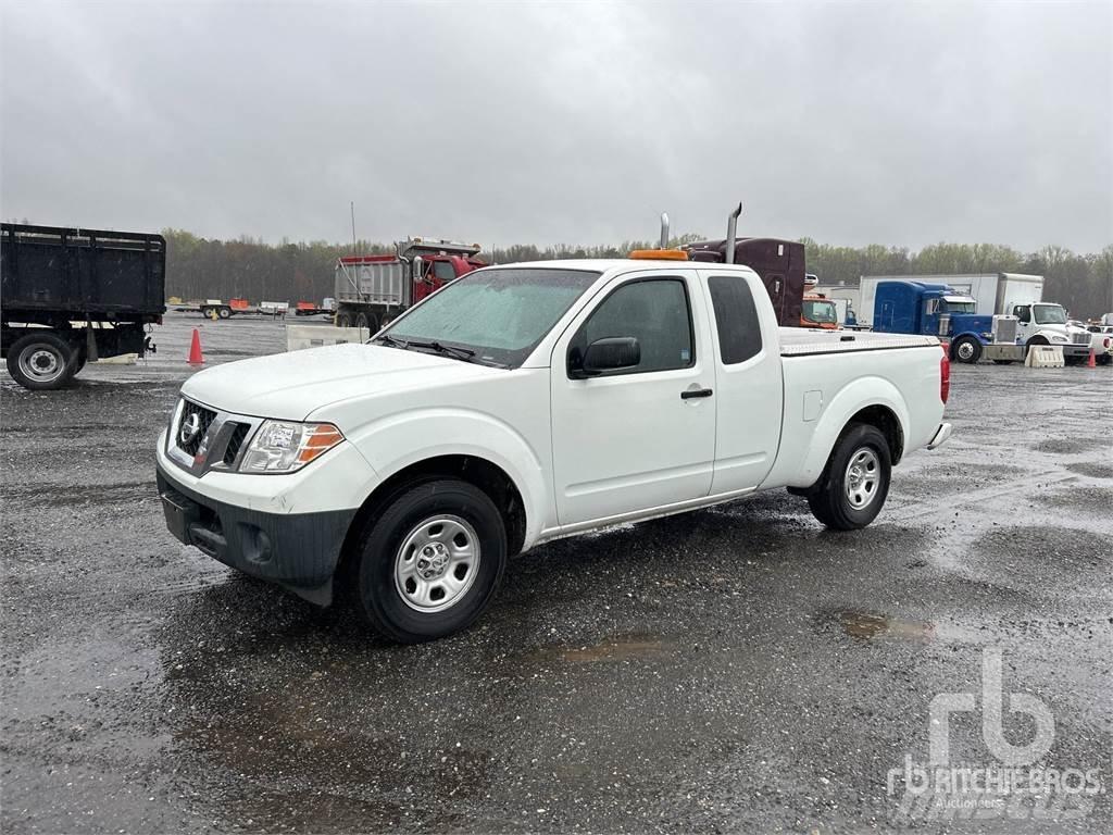 Nissan FRONTIER Pick up/Valník
