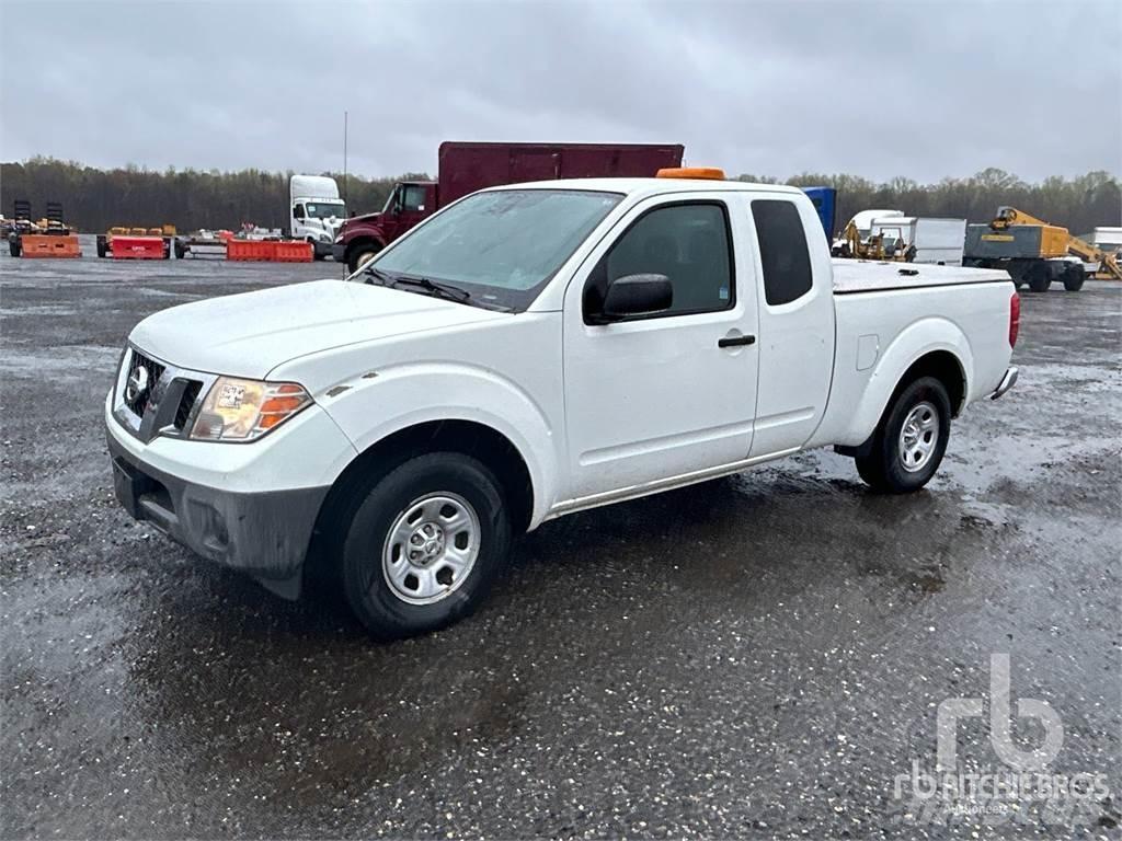 Nissan FRONTIER Pick up/Valník