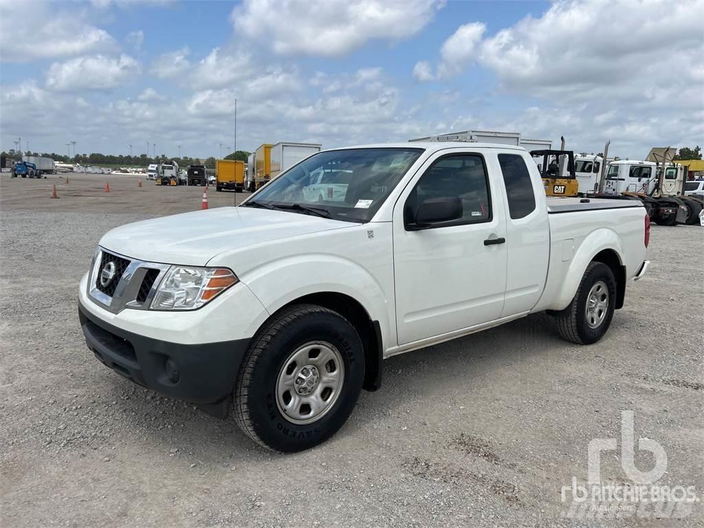 Nissan FRONTIER Pick up/Valník