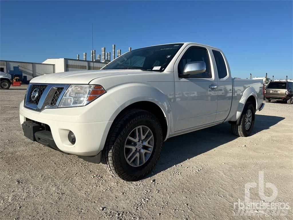 Nissan FRONTIER Pick up/Valník