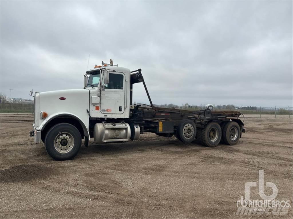Peterbilt 367 Lanový nosič kontejnerů