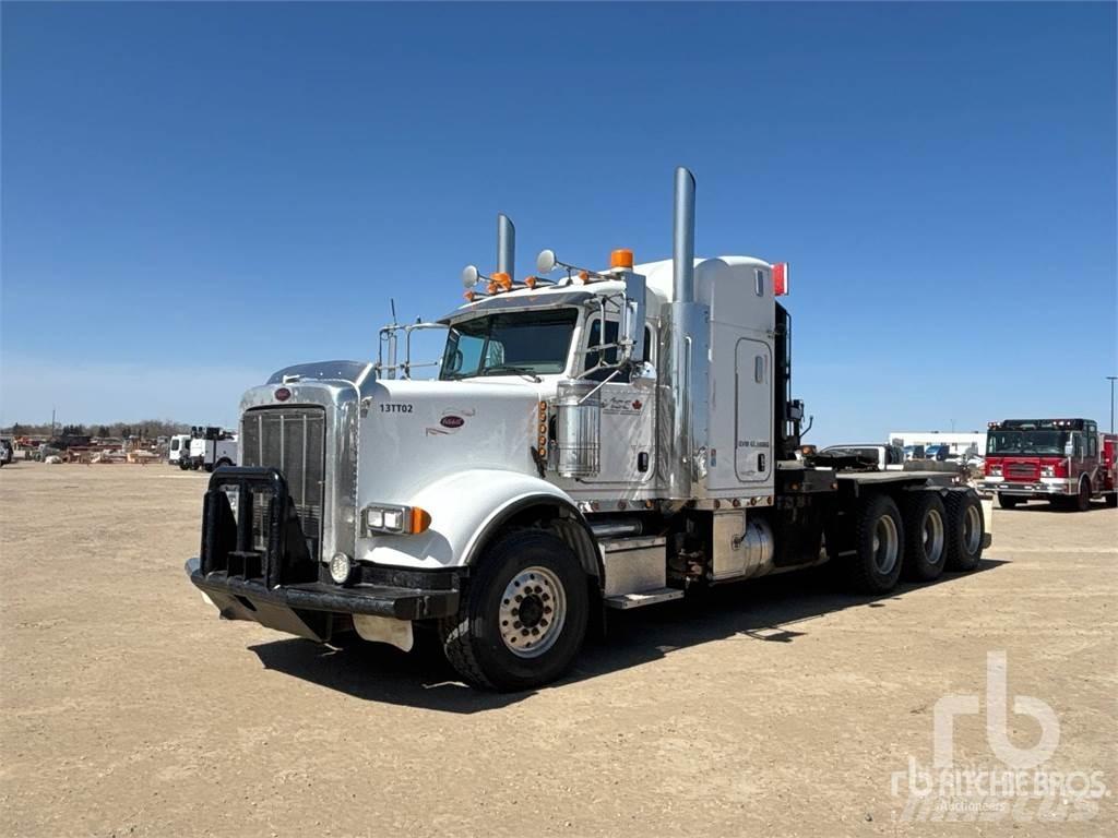 Peterbilt 367 Valník s navijákem