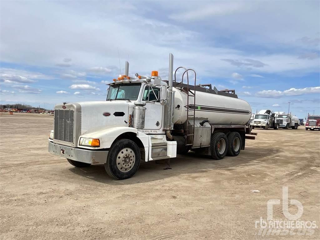 Peterbilt 377 Cisterny na vodu