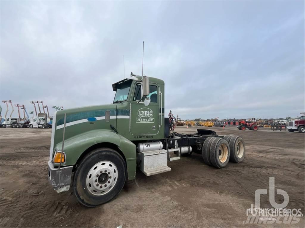 Peterbilt 385 Tahače