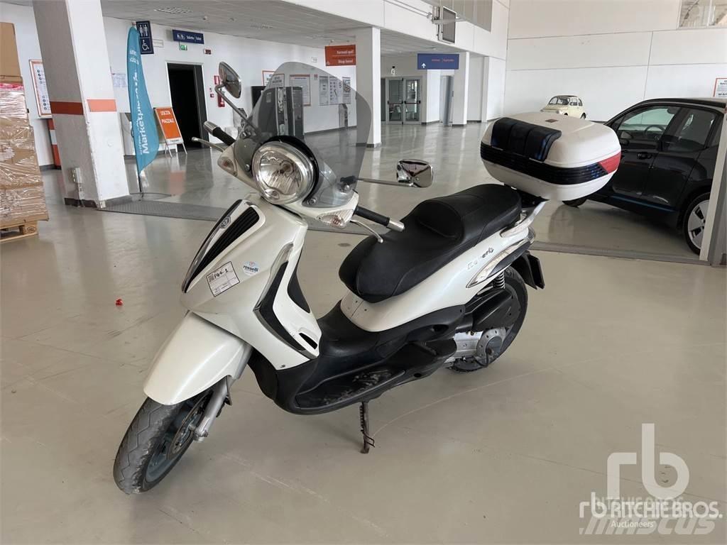 Piaggio BEVERLY Osobní vozy