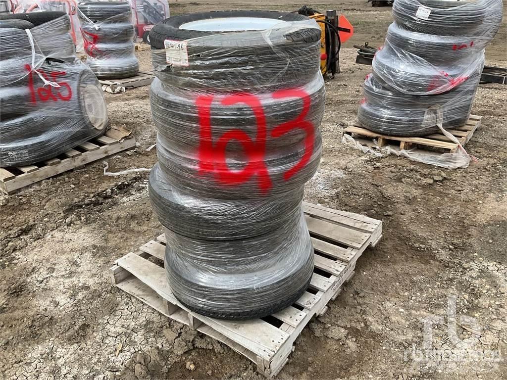  Quantity of (12) Pneumatiky, kola a ráfky