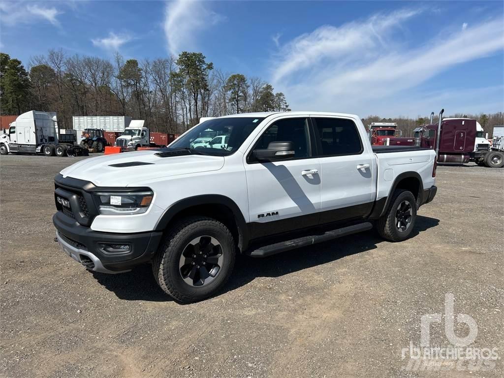RAM 1500 Pick up/Valník