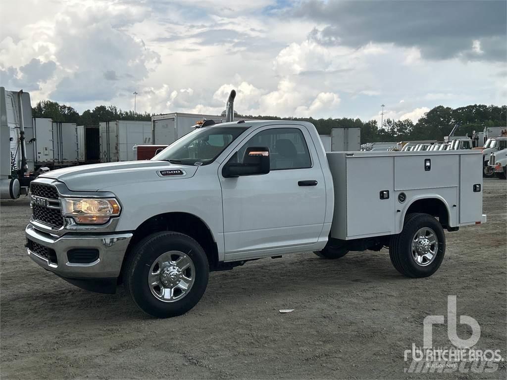 RAM 2500 Komunální / Multi-užitková vozidla