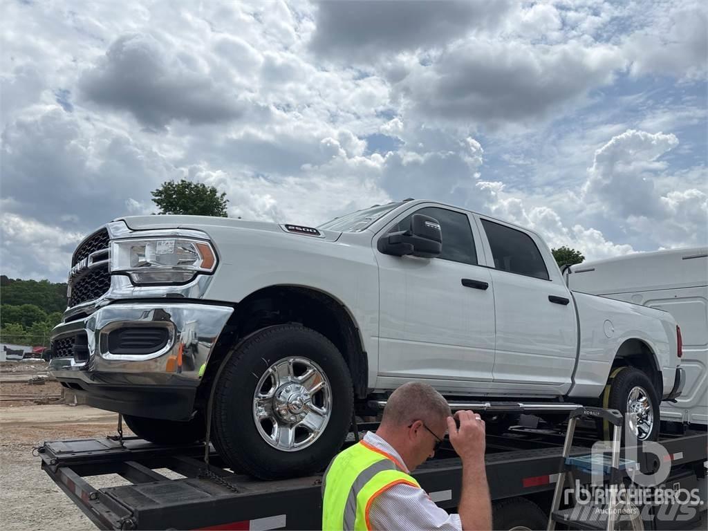 RAM 2500 Pick up/Valník