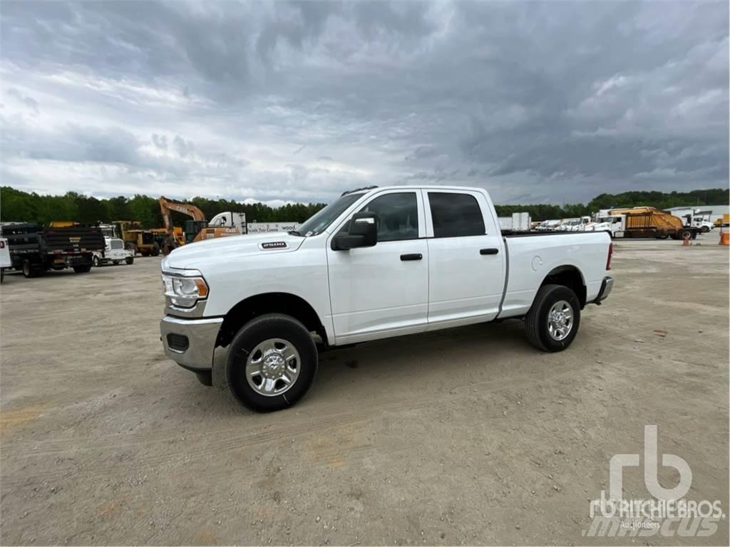 RAM 2500 Pick up/Valník